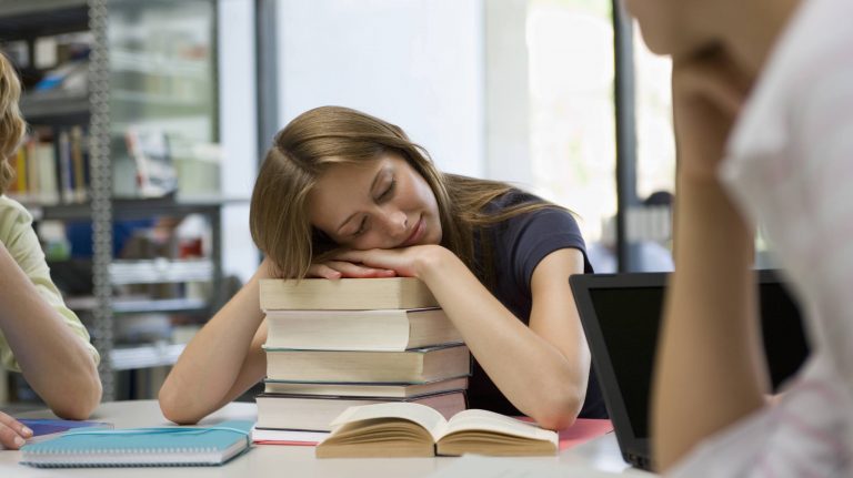 Kingston students worry about not getting enough sleep