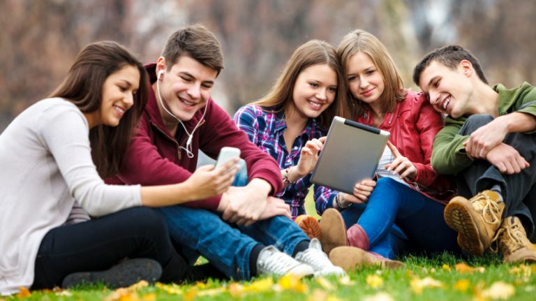 6 Essential Apps For Student Life