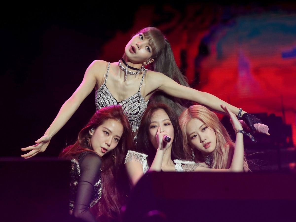Image of the band Blackpink from a live show