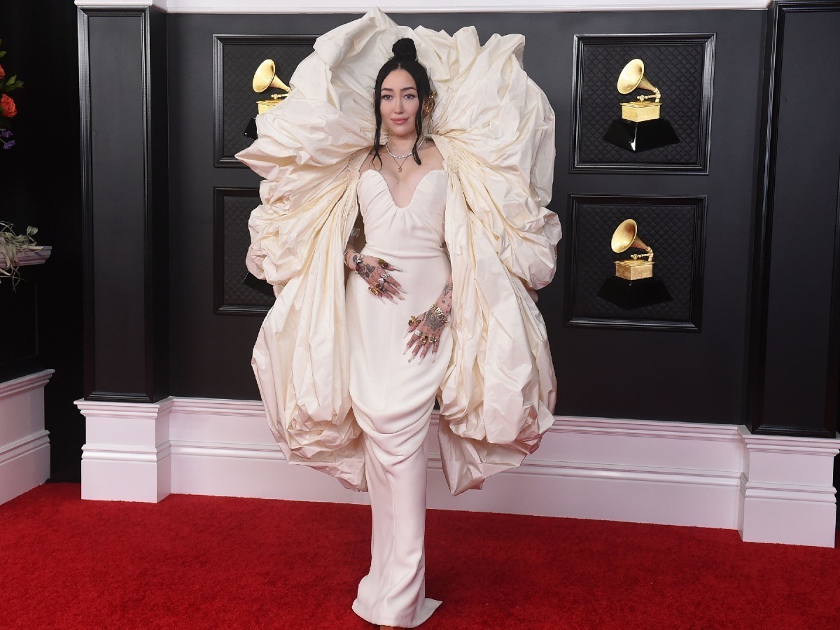 Noah Cyrus arrives at the 63rd annual Grammy Awards at the Los Angeles Convention Center  14 Mar 2021