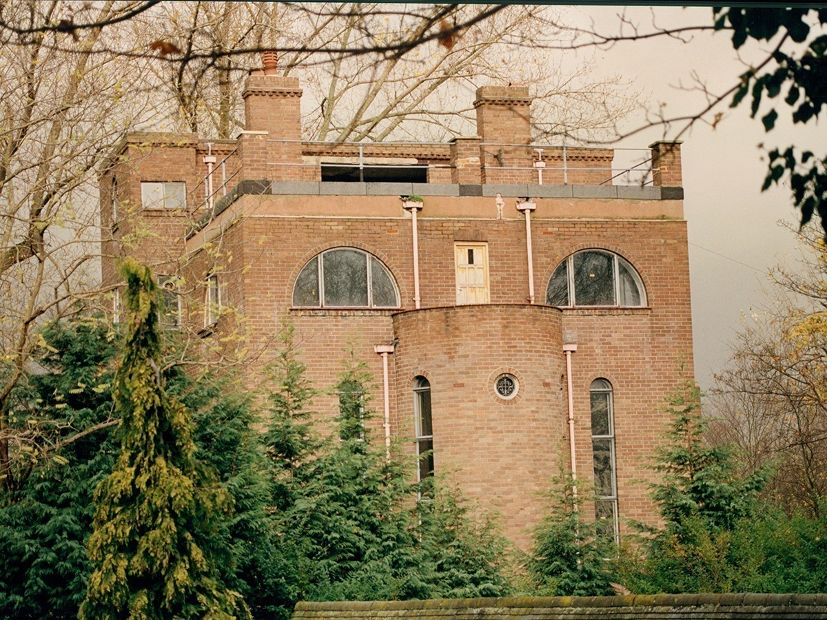 Dorich House in 1994